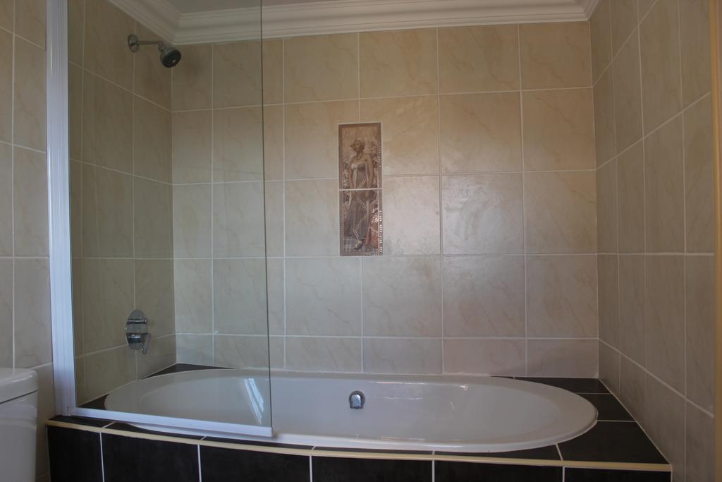 Blue Crane Guesthouse Maseru Esterno foto